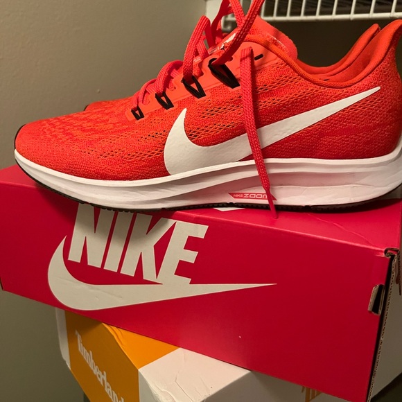 Nike Air Zoom Pegasus 38 - Picture 2 of 11